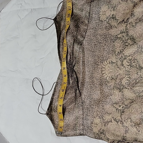 Gianni Bini Women's Silk Camisole Size 12 - Picture 7 of 8